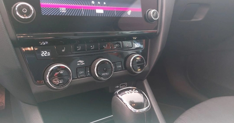 Skoda Octavia cena 98000 przebieg: 60632, rok produkcji 2019 z Brzozów małe 667